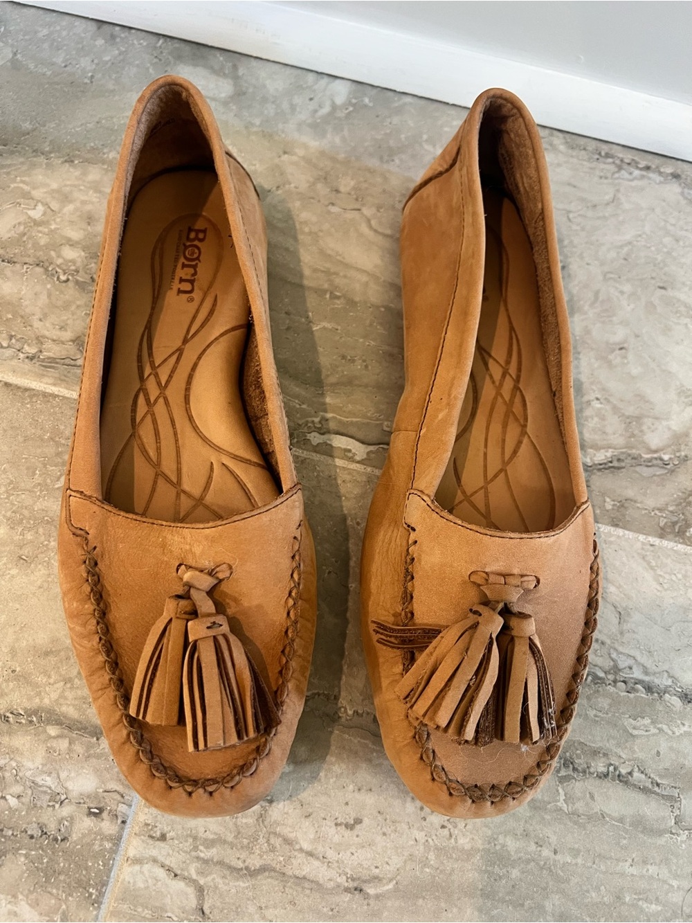 Born Alana Womens Tan Leather Tassel Moccasin Loafers  sz 8 1/2